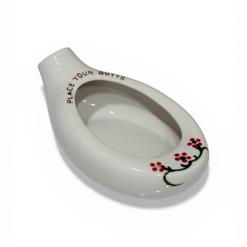 Vintage "Place Your Butts" Porcelain Ashtray Made in Japan - Picture 5 of 11